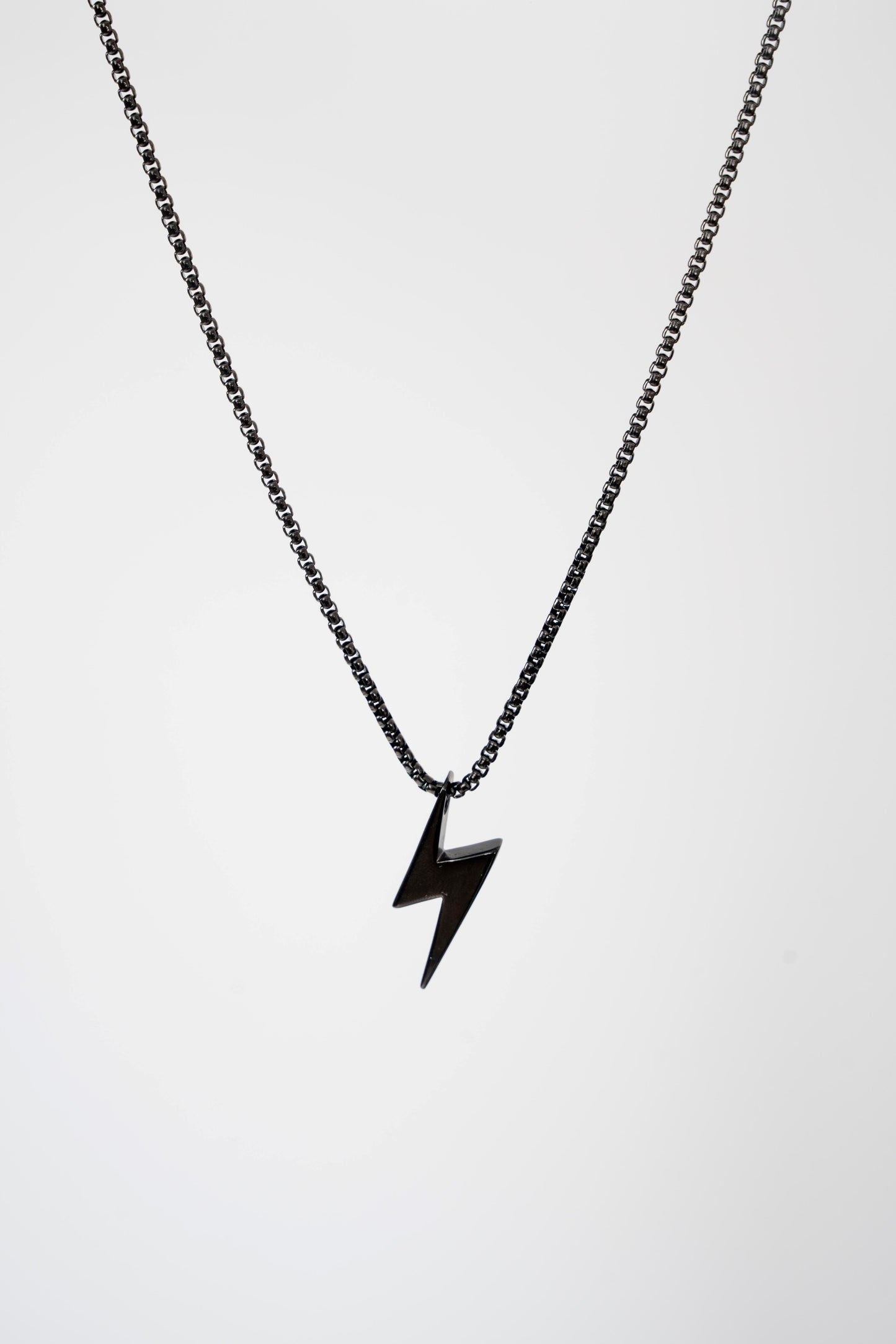LIGHTNING NECKLACE