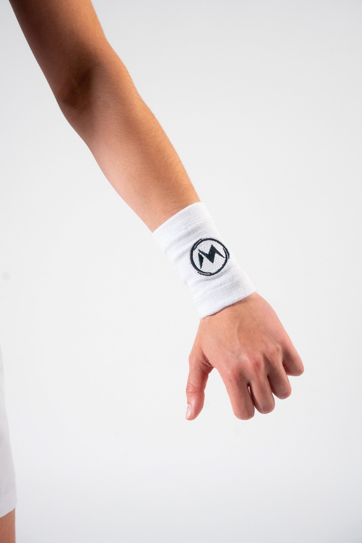 (NEW) WHITE WRIST WRAPS